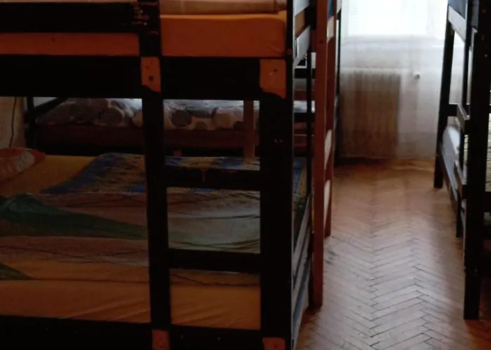 Bed In Shared Near The Centre